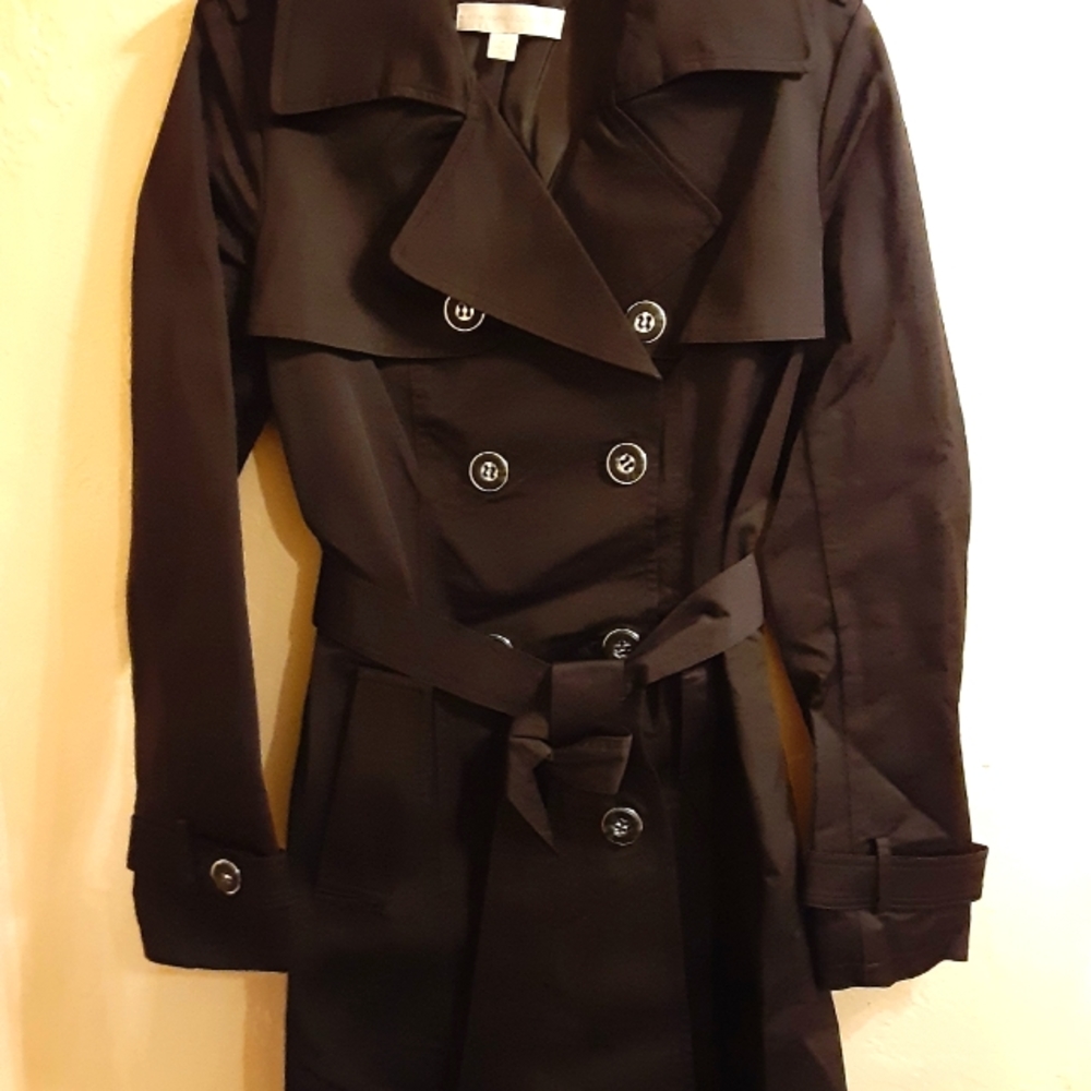 Women black trench coat
